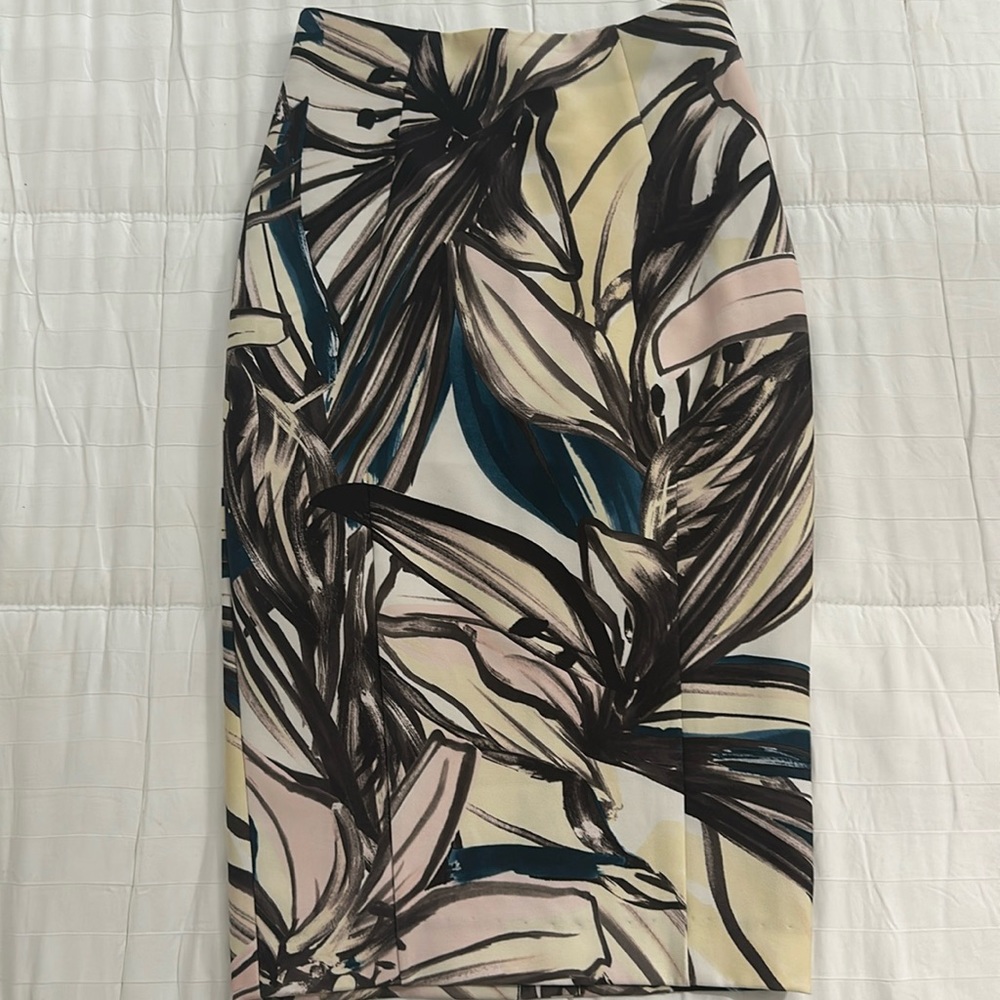 H & M pencil Skirt size 2